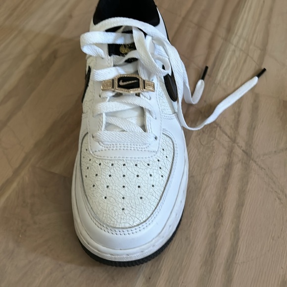 Youth Air Force 1 LV8 (GS) size 5y black and white - Picture 7 of 13